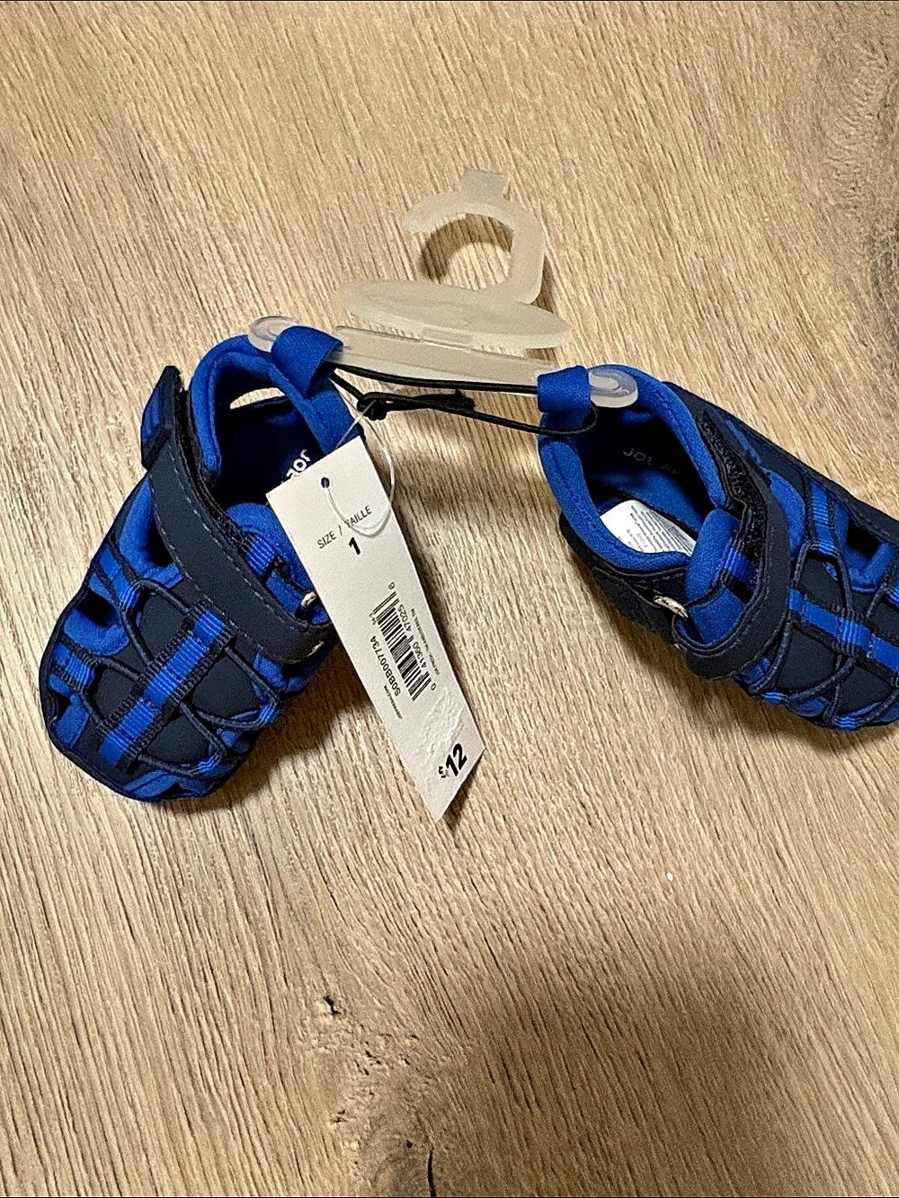 Joe Fresh Plaid Water Shoes in Blue & Black US 1